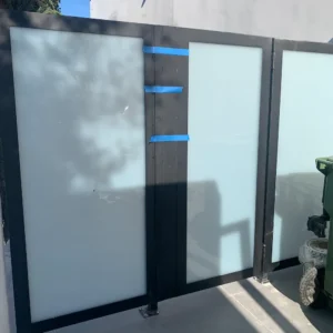 Fast Bi-Folding Automatic Gates